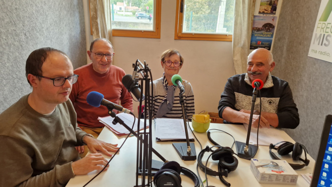 La troupe les "Baladins de la Joëlette" joue Giono !