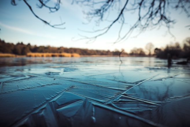 Reste-t-il de la vie sous les lacs gelés  ?