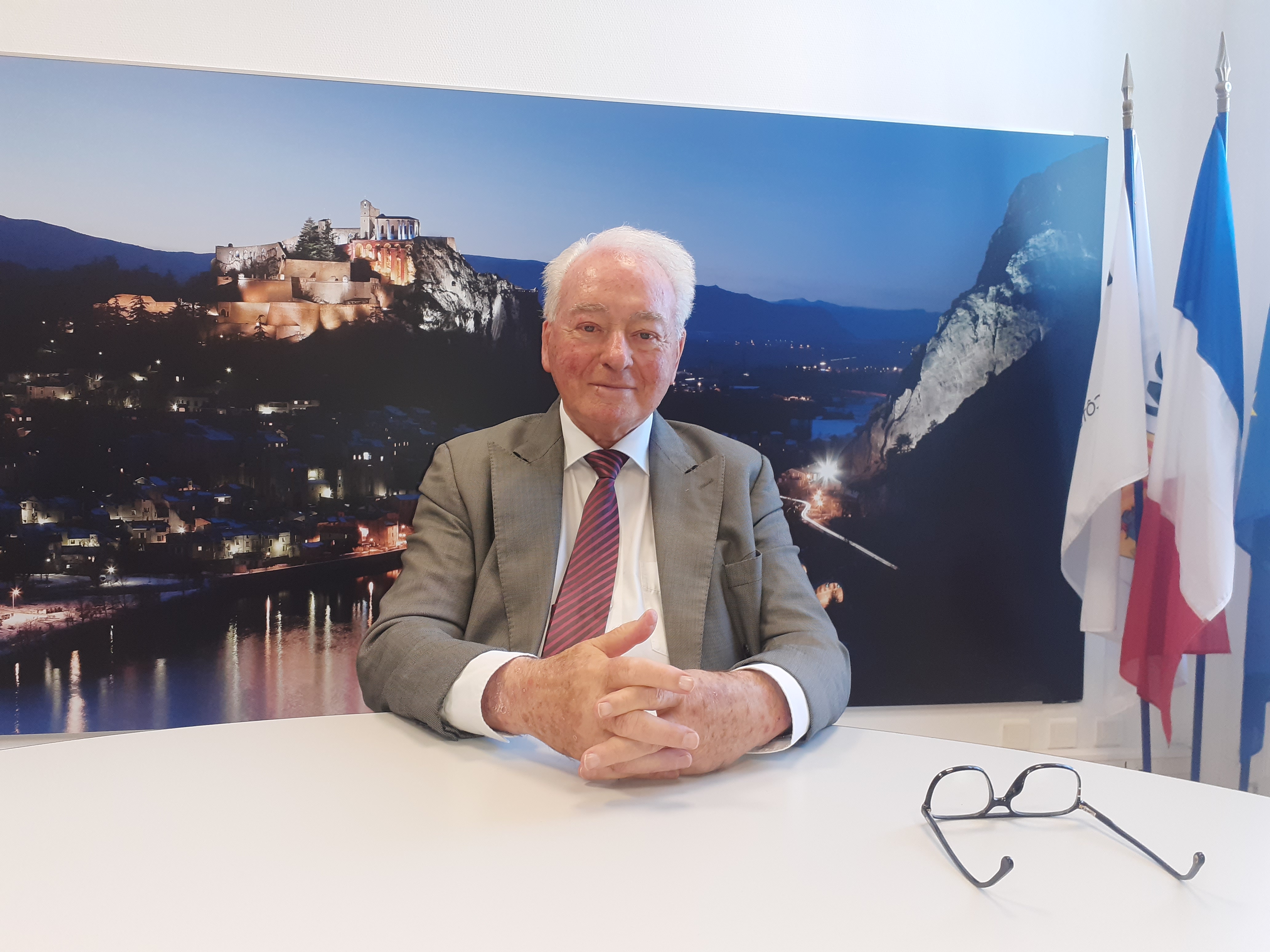 Le Salon du Congrès des Maires au cœur des Alpes de Haute Provence