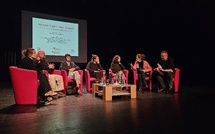 Table ronde sur les stéréotypes de genre au théâtre La Passerelle, à Gap